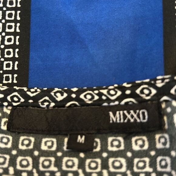 MIXXO black royal blue square neck cut out blouse Size M EUC - Picture 6 of 7